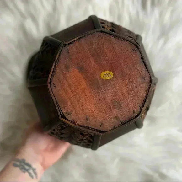 Vintage Woven Octagonal Wooden Trinket Box with Lid - Handcrafted, Made in China - Picture 4 of 8